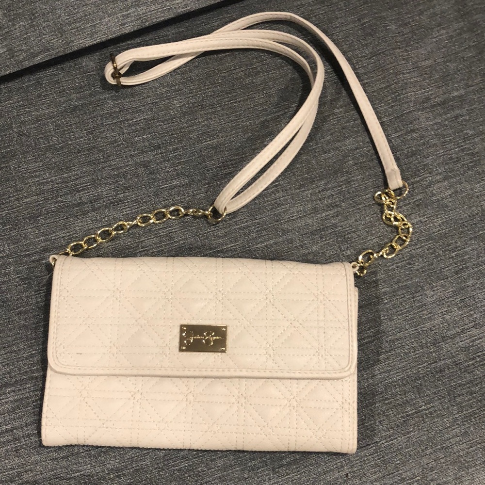 Clutch purse